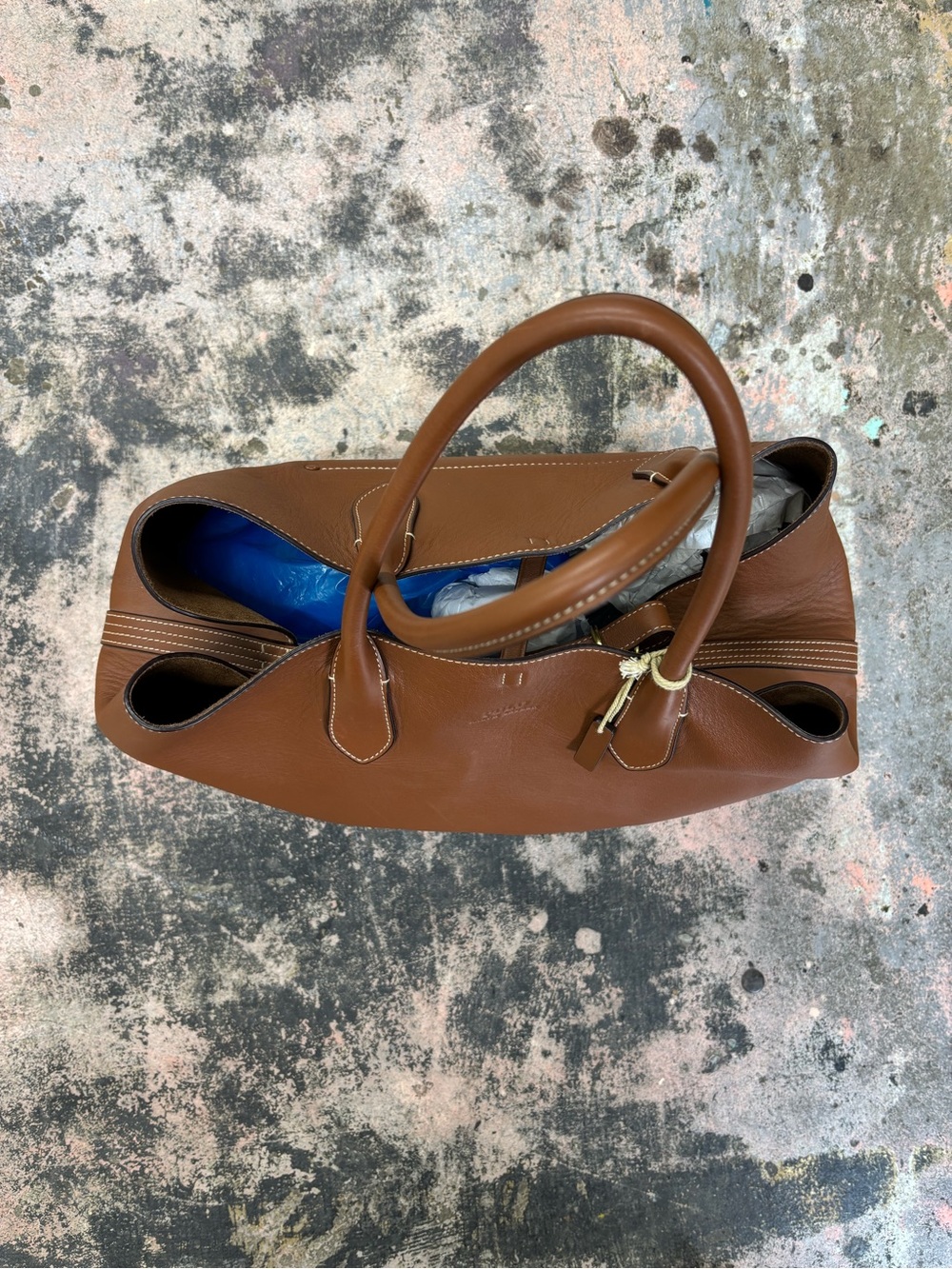 Polo by Ralph Lauren Bellport Large Reversible Leather Tote - Picture 12 of 15